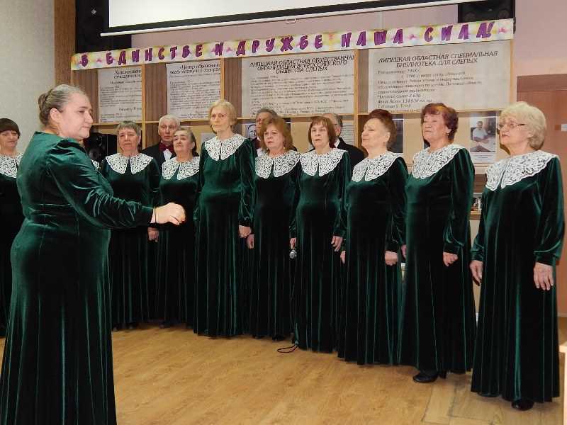 фотография. Выступление народного академического хора